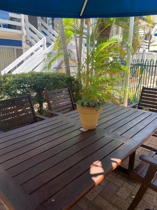 Beachfront At Silver Sands Hervey Bay Exterior foto